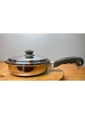 Saladmaster 9 inch Skillet with Vapo Lid ,Induction compatible